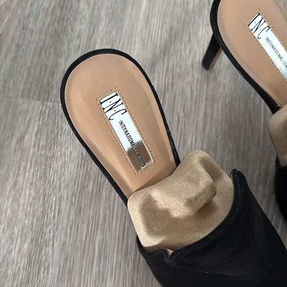 Black Open-Toe Mules - Picture 5 of 6